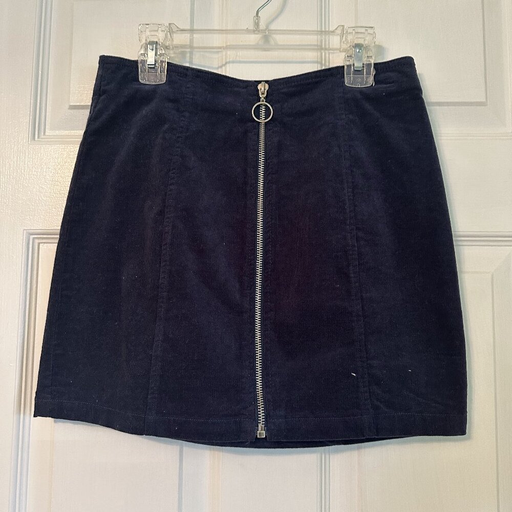 Forever 21 Navy blue very fine corduroy skirt size small